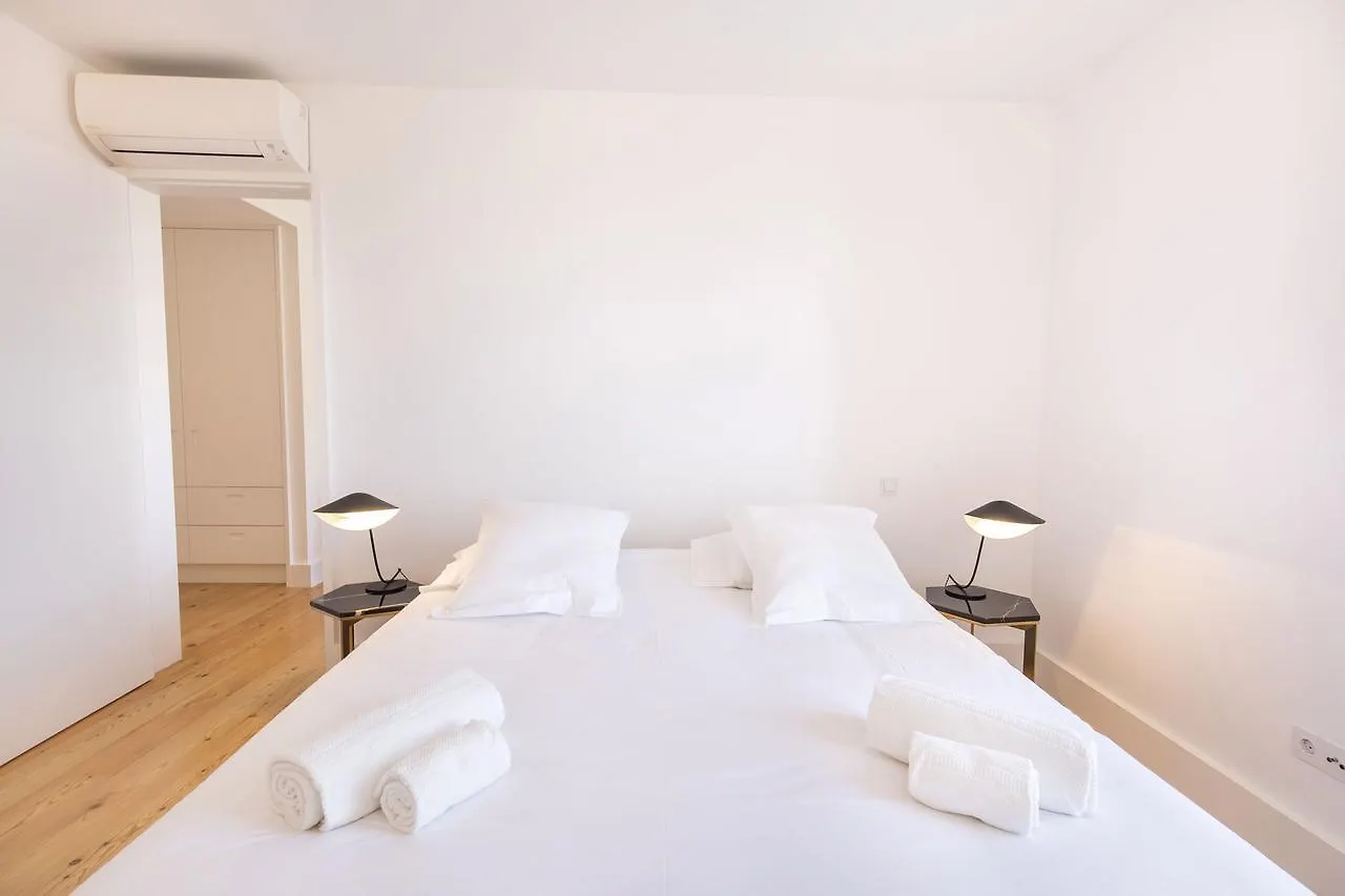 Lovelystay - Luxury Oasis In Bairro Alto Lisboa 0*,  Portugal