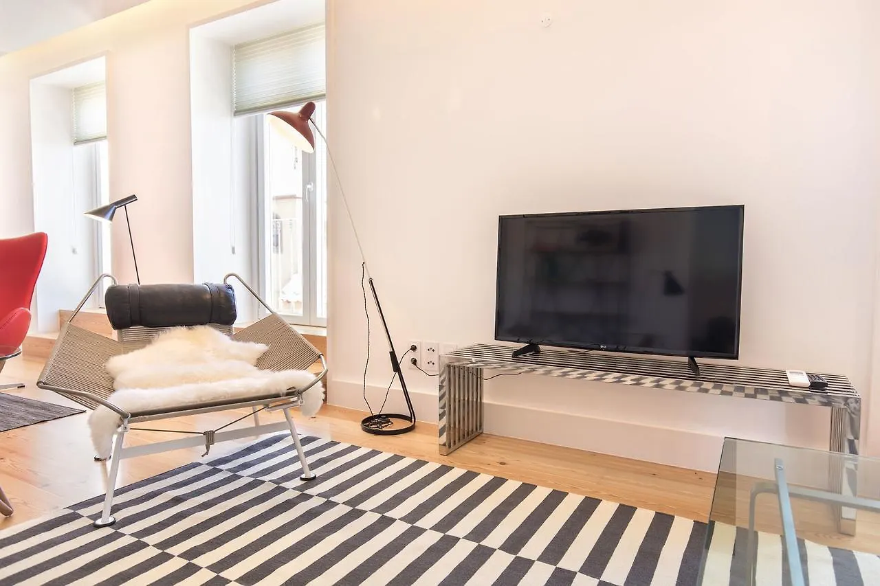 Lovelystay - Luxury Oasis In Bairro Alto Lisboa